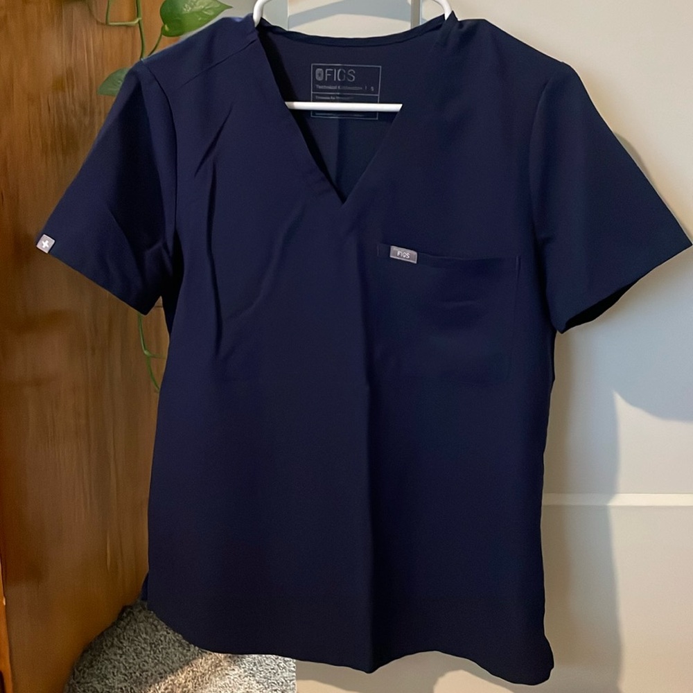 Figs Navy blue scrub top